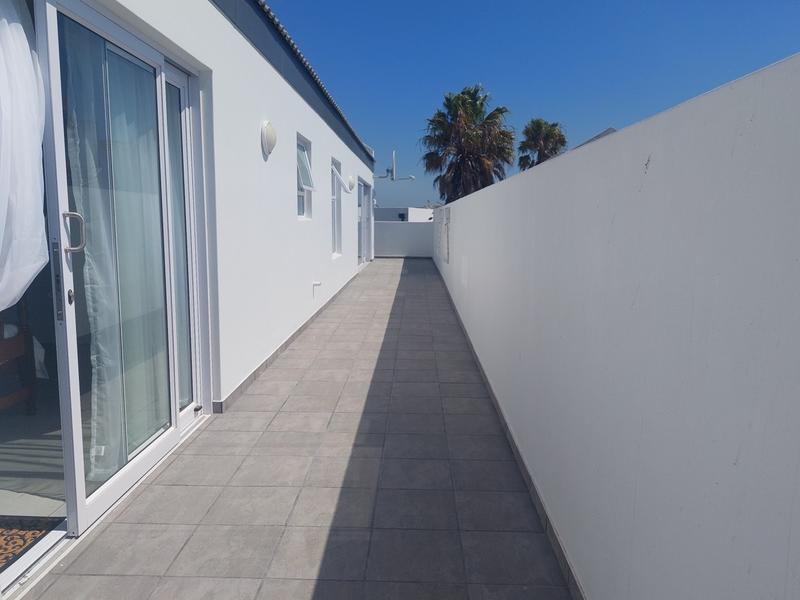 5 Bedroom Property for Sale in Britannia Bay Western Cape